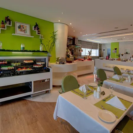 Ramada Abu Dhabi Corniche-2