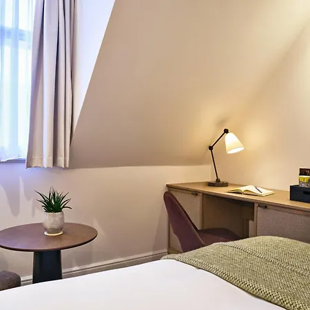 Guild Hotel Bloomsbury-2