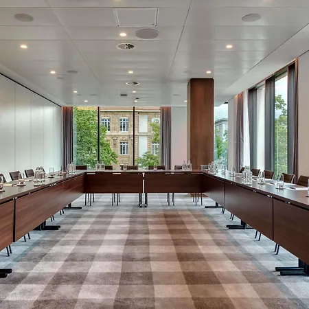 Moevenpick Hotel Basel-2