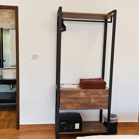 Baan Rim Nam-3