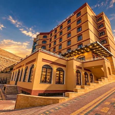 Petra Canyon Hotel-3
