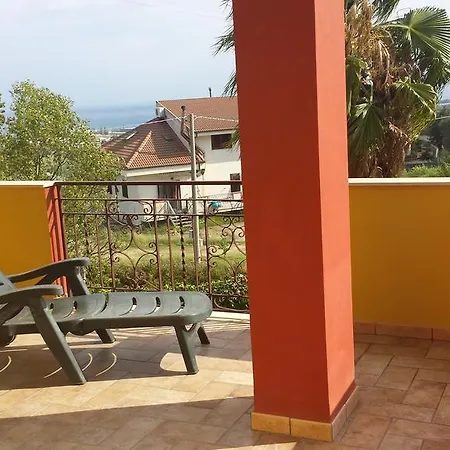 Bed And Breakfast Coral Blue-3