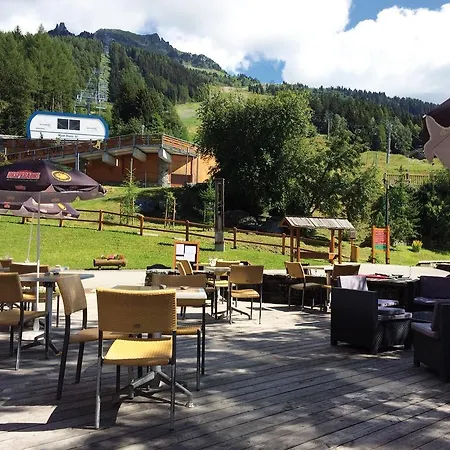Lagrange Vacances Le Roc Belle Face-2