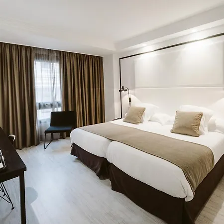 Hotel Ilunion Abando Bilbao-2