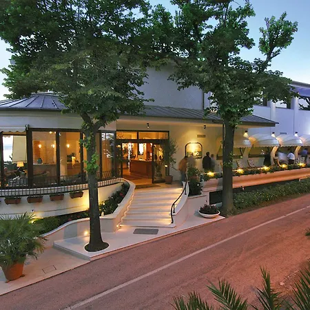 Hotel Posillipo-3
