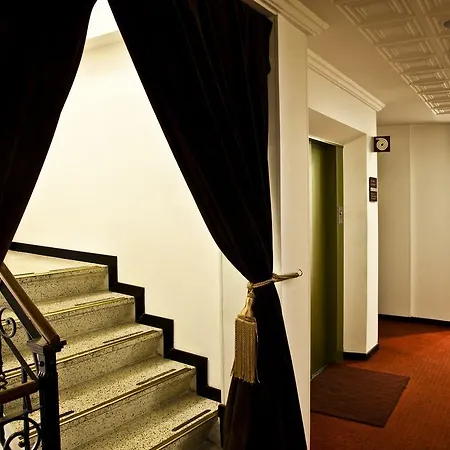 Hotel Augusta-3