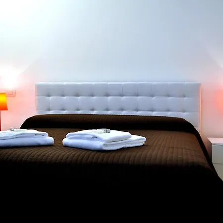 Bb Hotels Aparthotel Bocconi-3