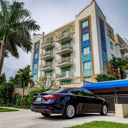 Mare Azur Design District Luxury Apartments-3