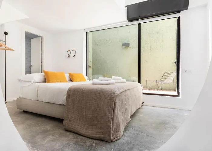  Slow Suites Maestranza