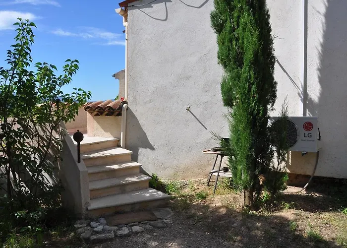Le Jas Du Colombier