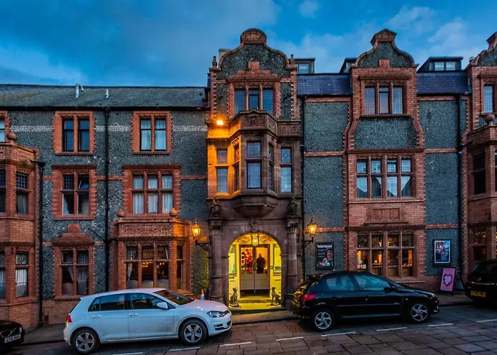 Pet Friendly hotel: The Castle Hotel, Conwy, North Wales - The Coaching Inn Group