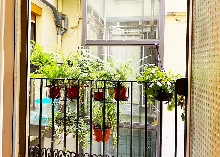 Pension Guide Hostal Portugal