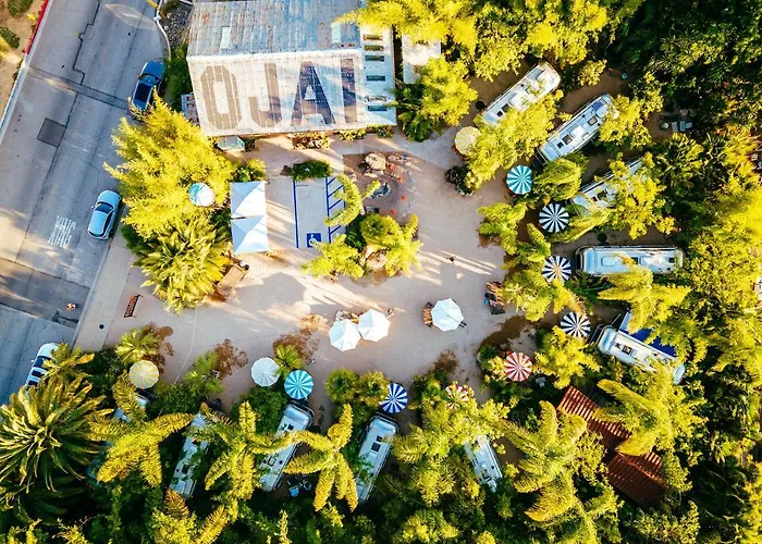 Caravan Outpost