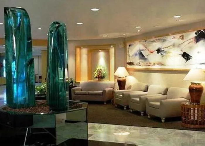 Crowne Plaza Torremar