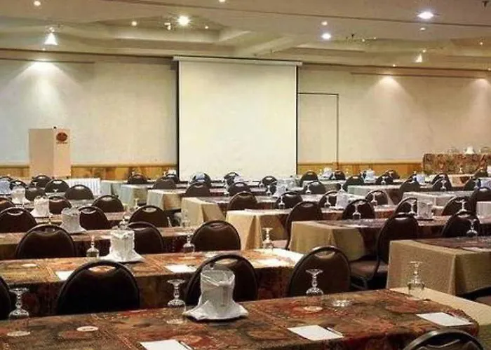 Crowne Plaza Torremar