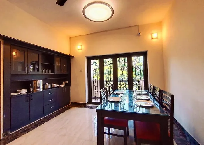 Airport Hotel: Neighbour Inn-Elite