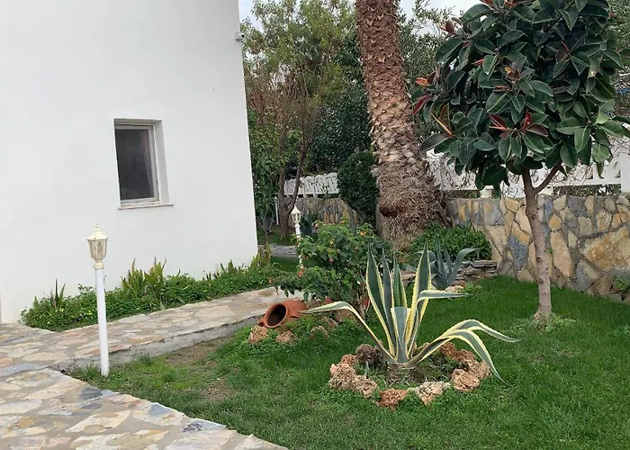 Canna Garden Hotel - Adult Only