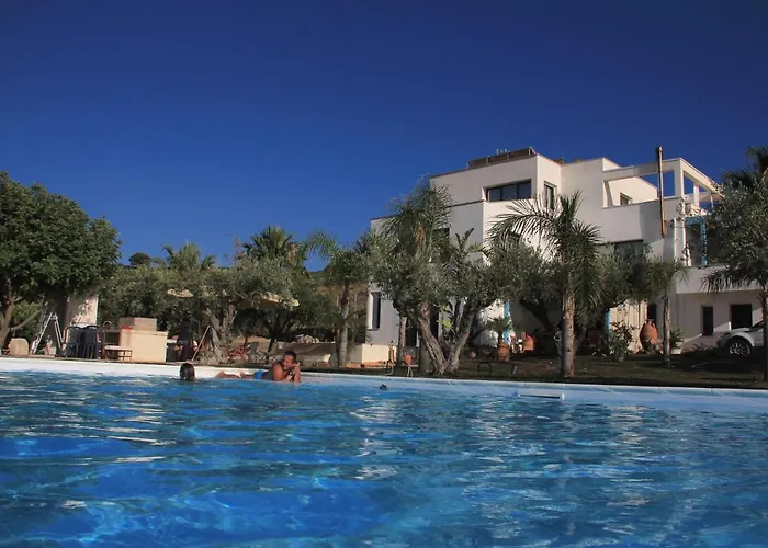 Punta Bianca Suite & Home Experience