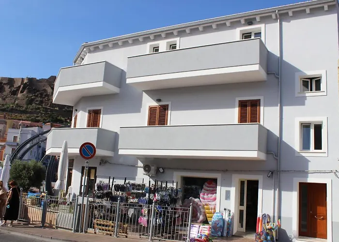 Piazza Nuova