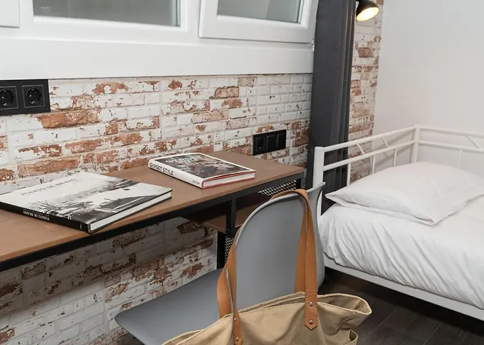 B&B: Pension H30 Salces Self Check In Licencia Hbi01292