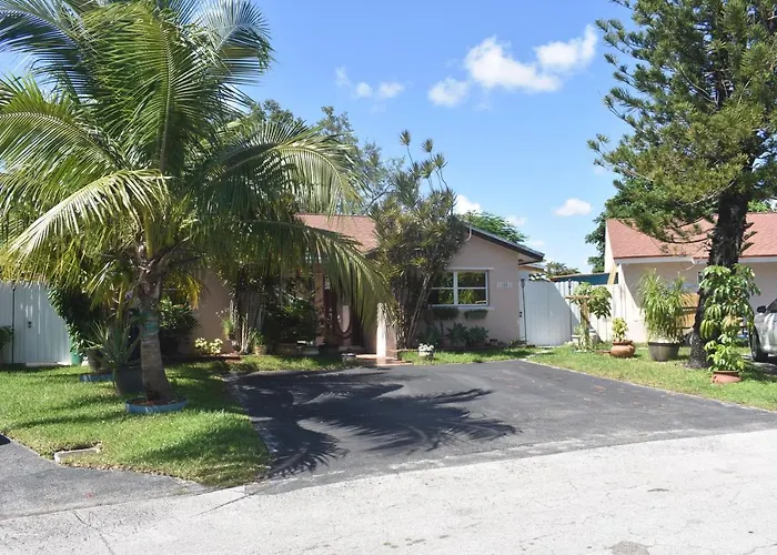 Pet Friendly hotel: Miami Nice