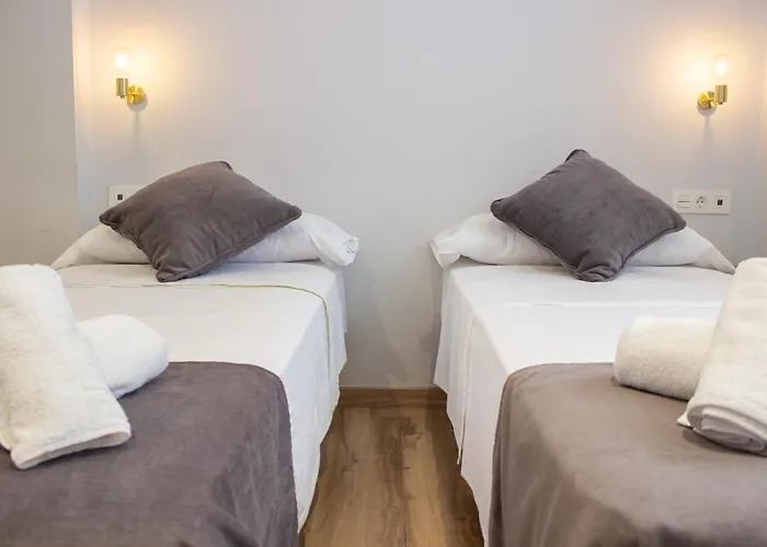 Hotel de 3 estrellas: Pensión B4R Self check in