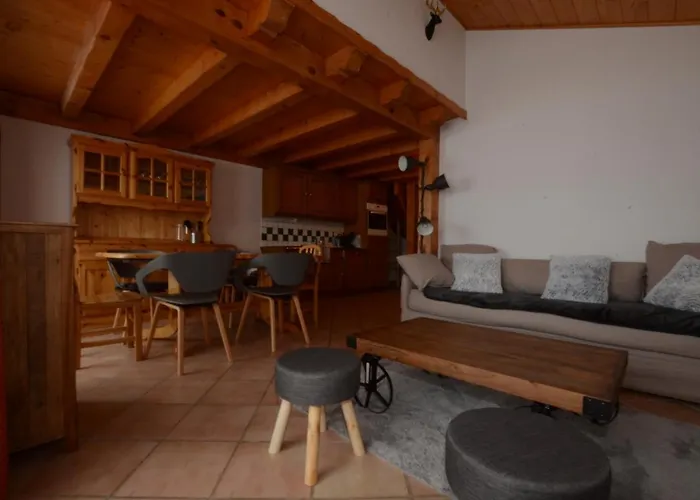 Chalet A, Village des Lapons Les Saisies, 3 chambres et 1 espace nuit mezzanine