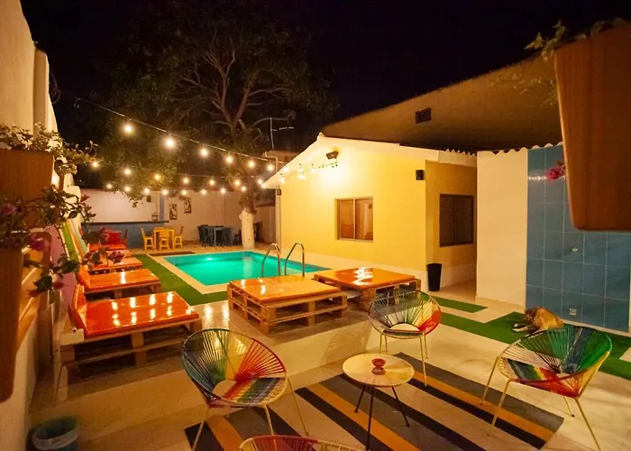 Hotel que admite mascotas: Hostal El Bando