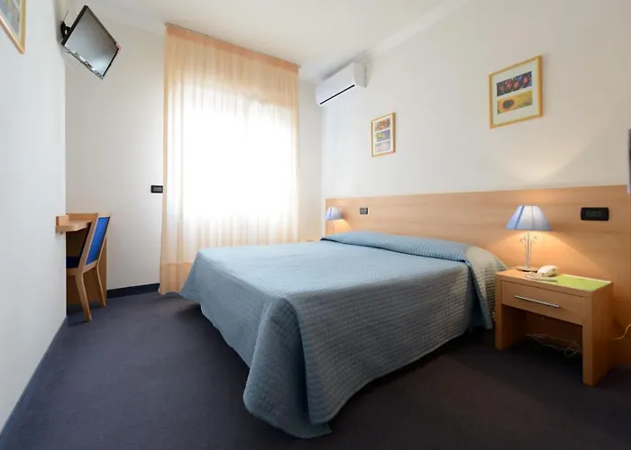Hotel Ciao Bed & Breakfast