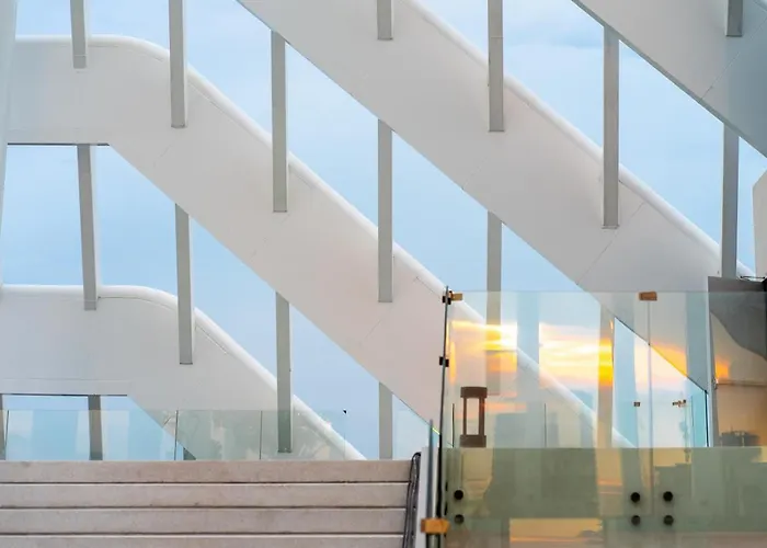 Familiehotel: Arbour Hotel And Residence
