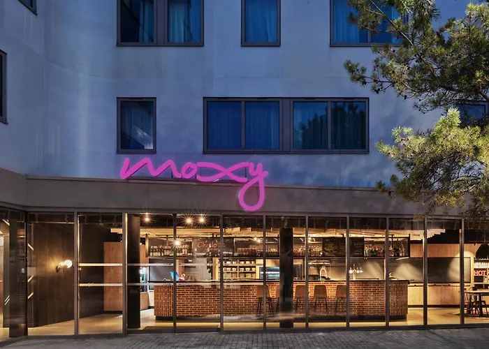 Moxy