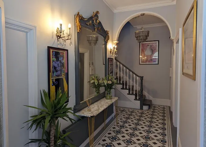 Hotel with view: Villa Marina