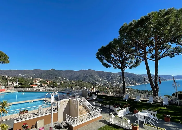 Hotel vicino al College: Portofino Est Residence