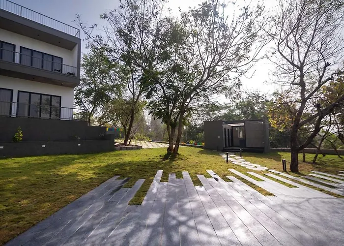 Original cottages Earth Song By Stayvista - Boasting An Open Theatre, Games, Spacious Lawn, Swimming Pool & Conference Room