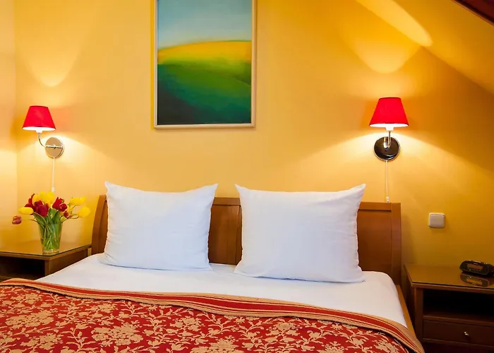 Hotel familiar: Cloister Inn Hotel