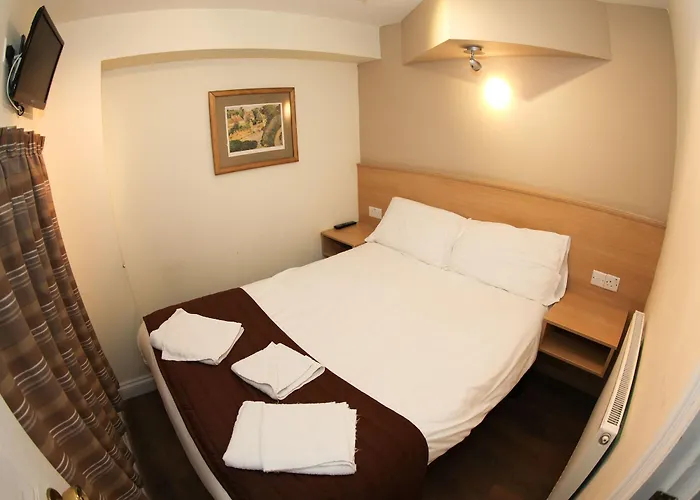 Alojamento com o café da manhã Apenas: Holland Court Hotel