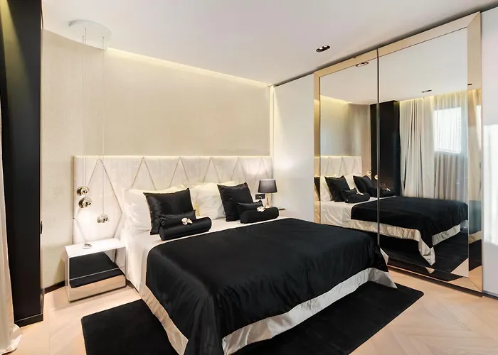 Posh Residence Luxury Suites