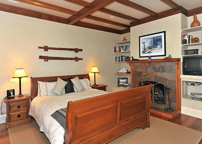 Bed and Breakfast Shelbourne Villa