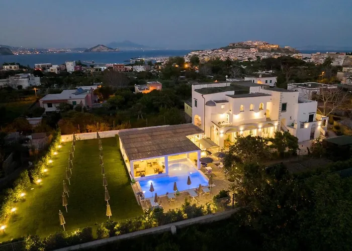Cala Cala Rooms, Restaurant & Farm Experience