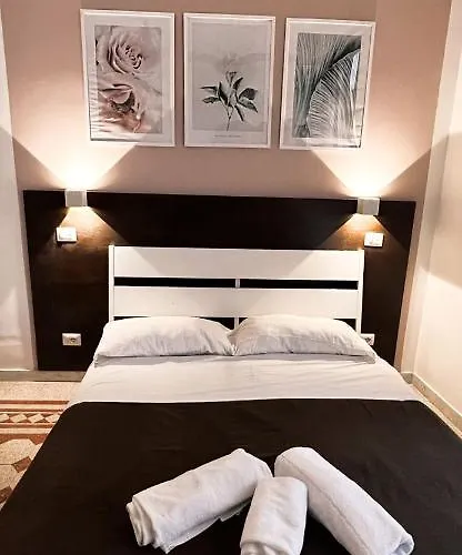 Albergo economico: Novaroma By Local Domus