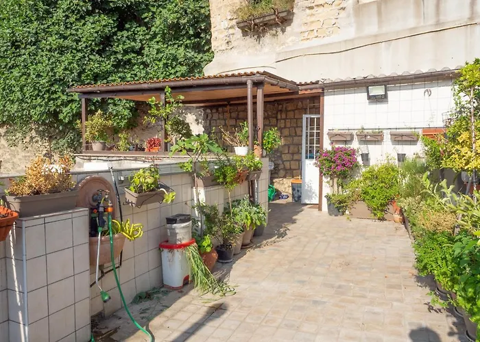  Heart Of Naples - Neapolitana