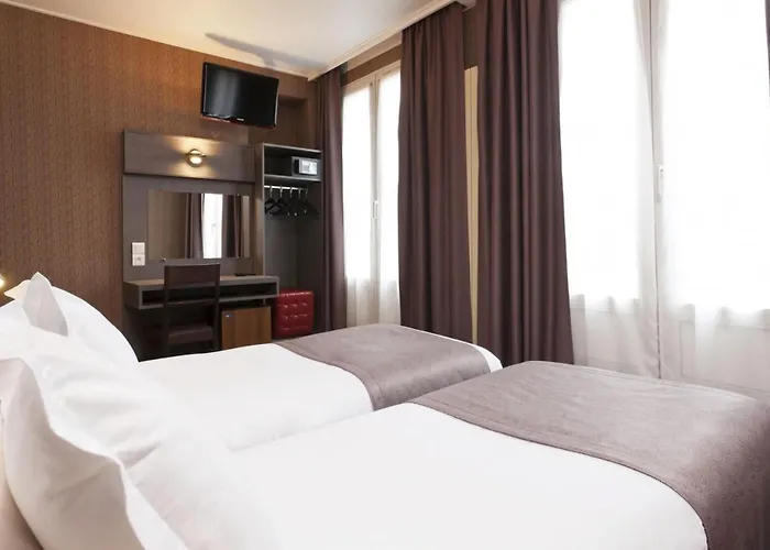 Hotel familiar: Home Latin