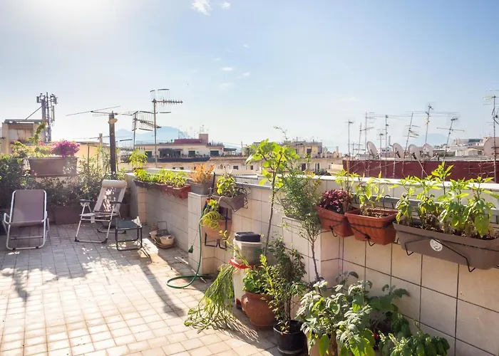  Heart Of Naples - Neapolitana