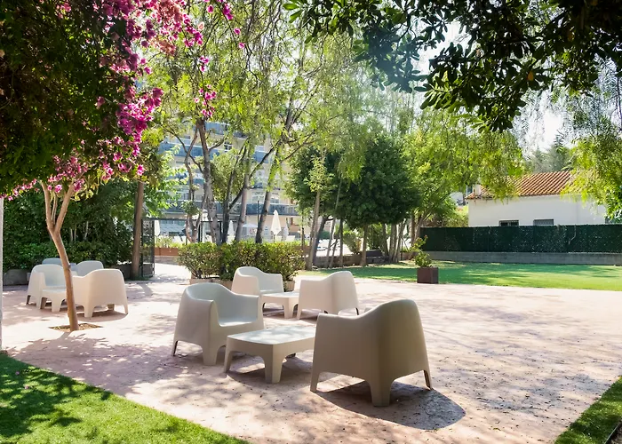 Resorts Guide Cye Holiday Centre