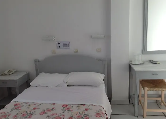King Thiras Hotel