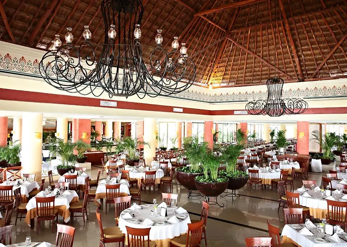 Hôtel casino: Bahia Principe Grand Coba