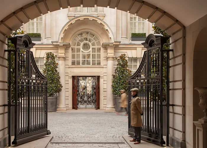  Rosewood London