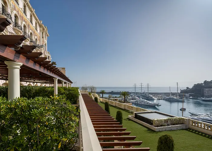 Luxury hotel only: Hotel Hermitage Monte-Carlo