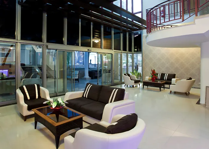Diamore Hotel