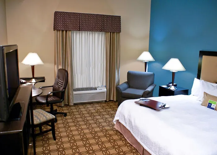 Hampton Inn & Suites Charlotte-Airport